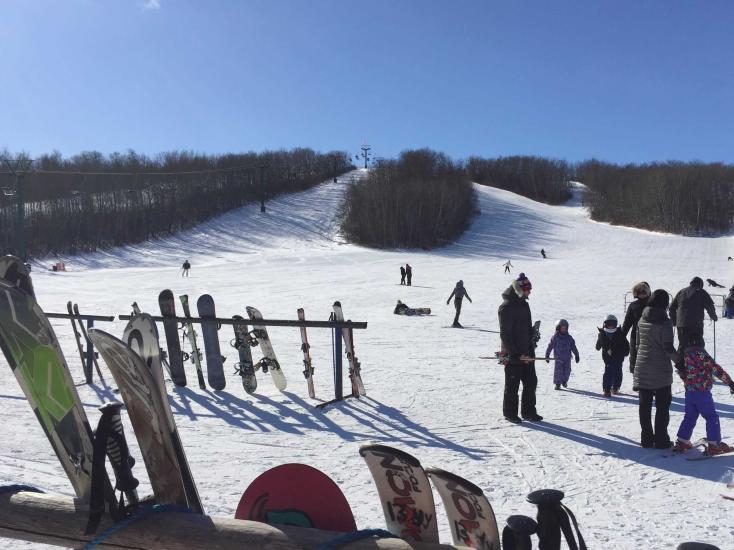 How Minnedosa charmed the ski pants off me this winter | Travel Manitoba