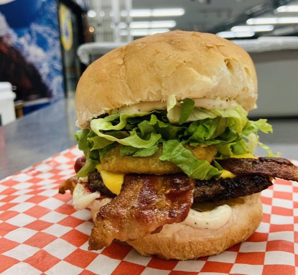 15 Hidden Gem Burger Adventures To Take In Manitoba (not In Winnipeg 