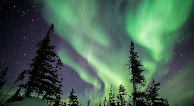 Northern Lights Travel Deals | Travel Manitoba